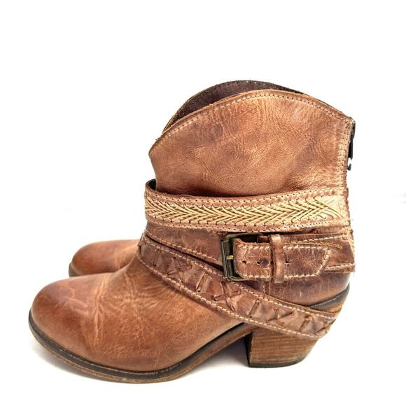 Corral Tan Leather Women's Short Ankle Boots Booties Size 6.5 - Picture 3 of 8